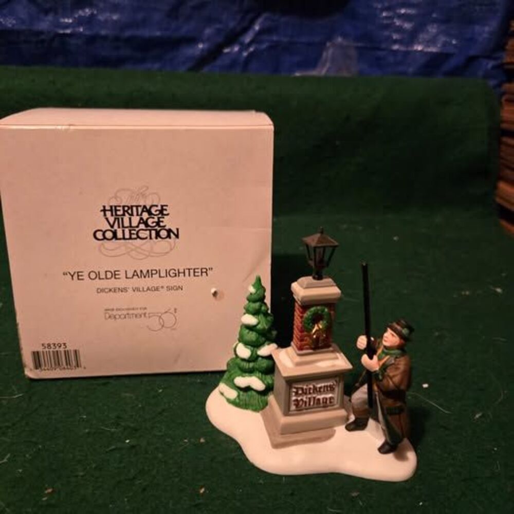 Heritage Village Collection "Ye Olde Lamplighter" (GAR-1)